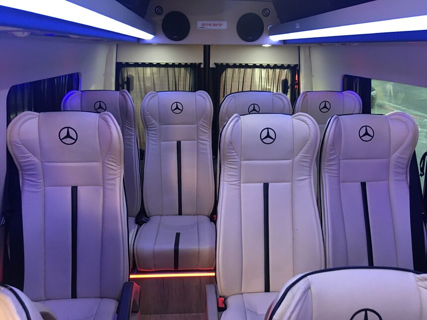 Sprinter minibus